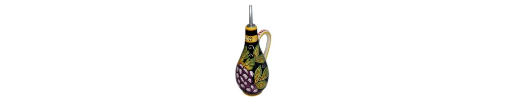 Bottiglia per olio in ceramica con decoro Frutta fondo nero